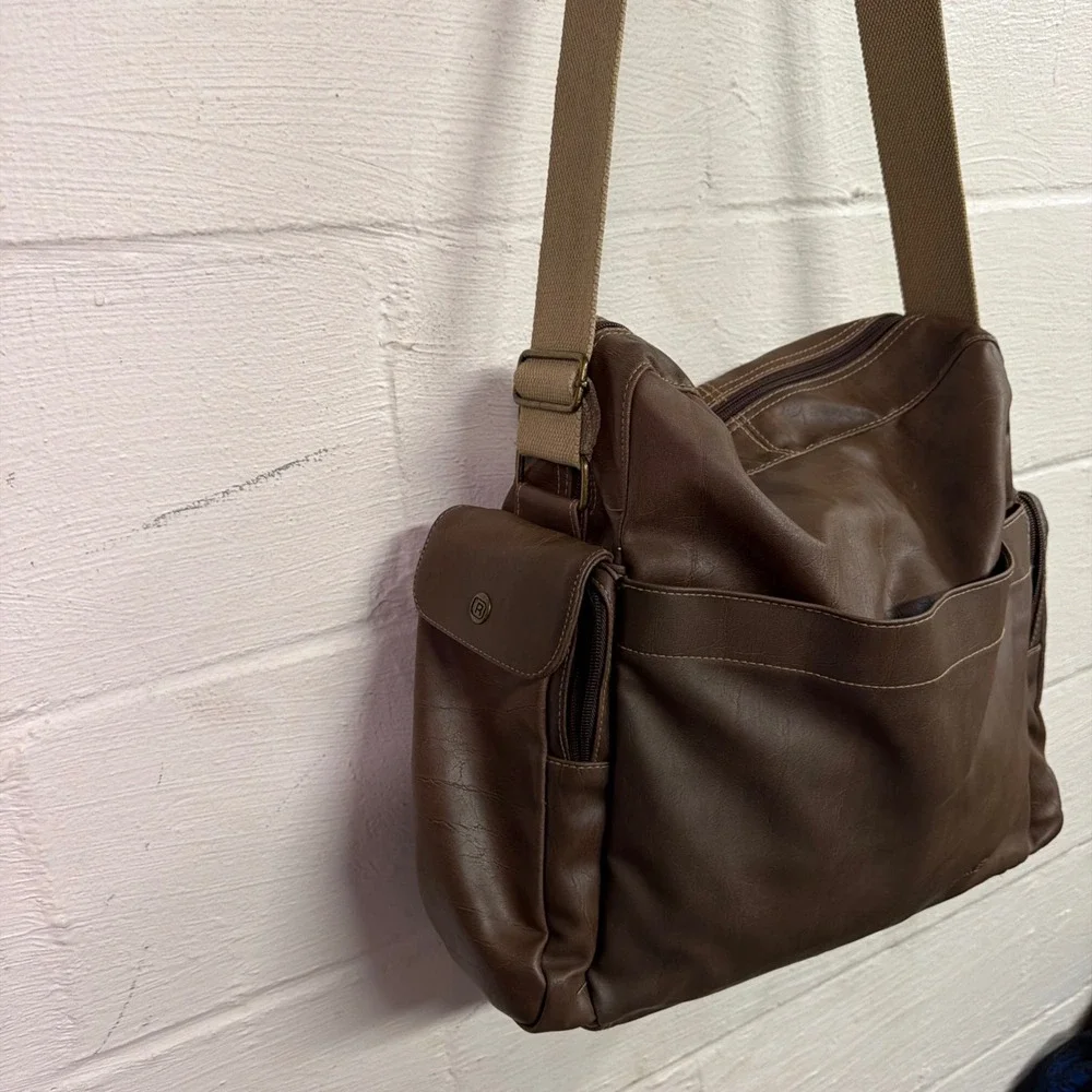 VTG Kenneth Cole Reaction Brown Faux Leather Crossbody Messenger Bag MultiPocket